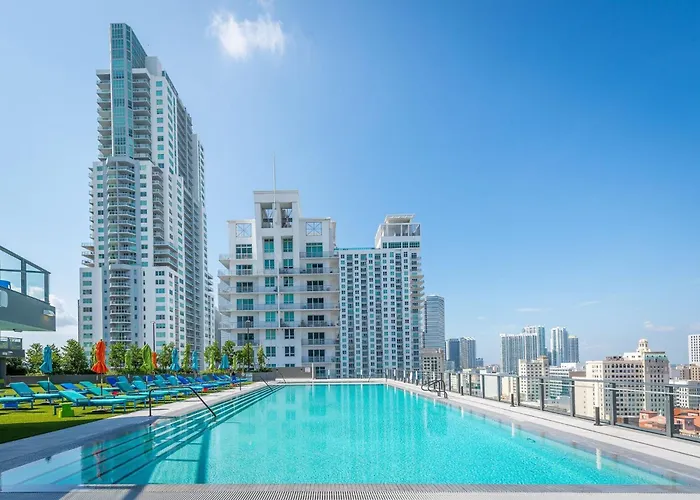 Great 3 Beds 3 Baths Appartment Downtown Miami
